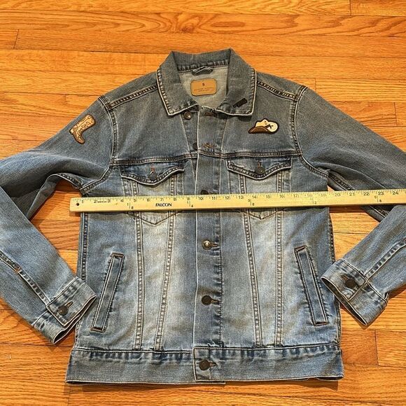 Denim cotton jean jacket western style book & hat appliqué pads size small - Picture 5 of 9
